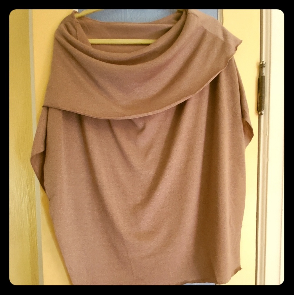 Brown pullover